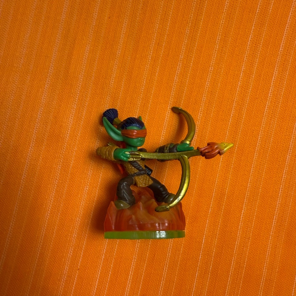 Activision Skylanders Spyro's Adventure Flameslinger Character
